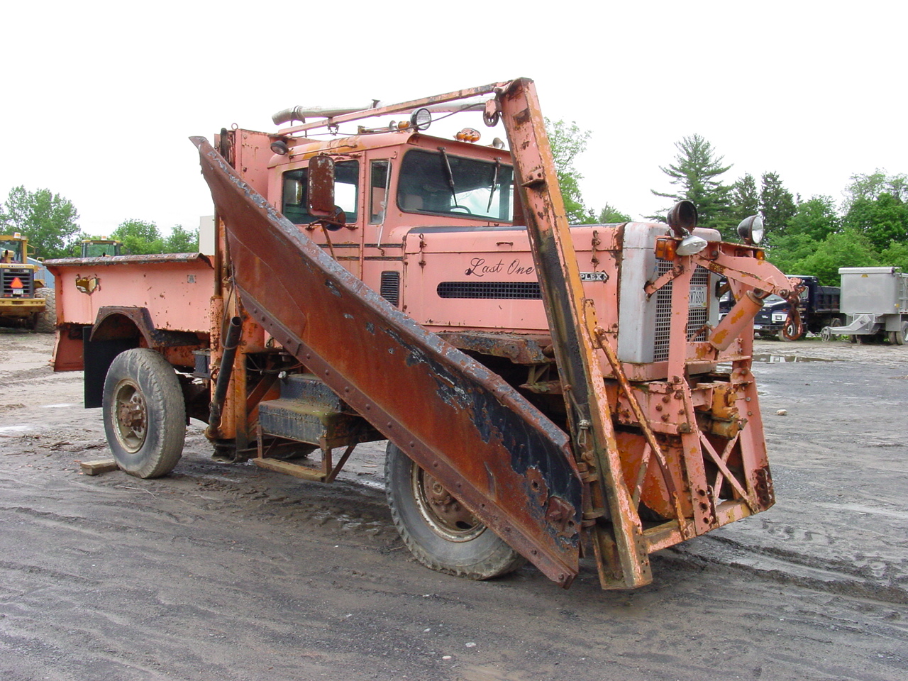Duplex Plow Truck